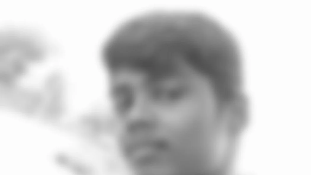 மாணவர் ஆஸ்டின் சுஜீந்தர்