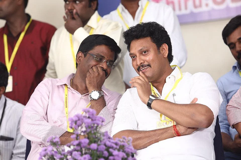 பரந்தாமன் - அன்பில் மகேஷ் பொய்யாமொழி