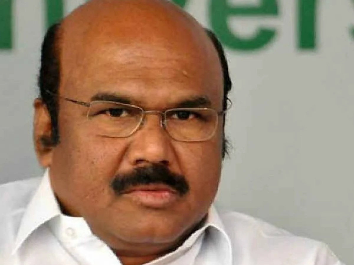 `நோய் எதிர்ப்பு சக்திக்கு கை வைத்தியம்!’ - விளக்கம் சொல்லும் அமைச்சர் ஜெயக்குமார்