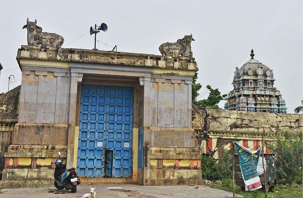 கல் மாடு புல் தின்ற திருத்தலம்! - வயிற்றுவலி தீர்க்கும் ஸ்ரீநீள்நெறிநாதர்