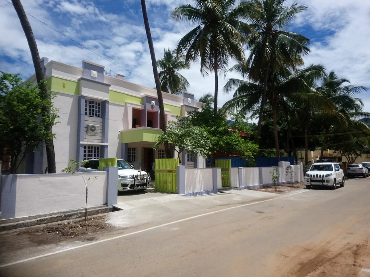 ஓ.பி.எஸ் தங்கியுள்ள வாடகை வீடு