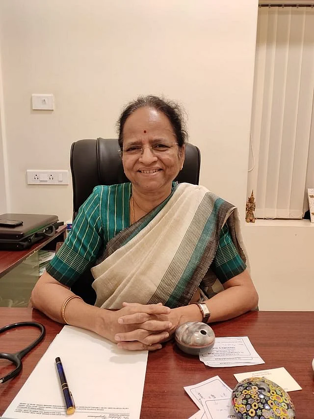 மனநல மருத்துவர் லட்சுமி விஜயகுமார்