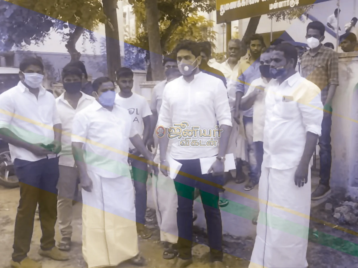 முகநூல் பதிவு... வெகுண்டெழுந்த கம்யூனிஸ்ட்டுகள்...