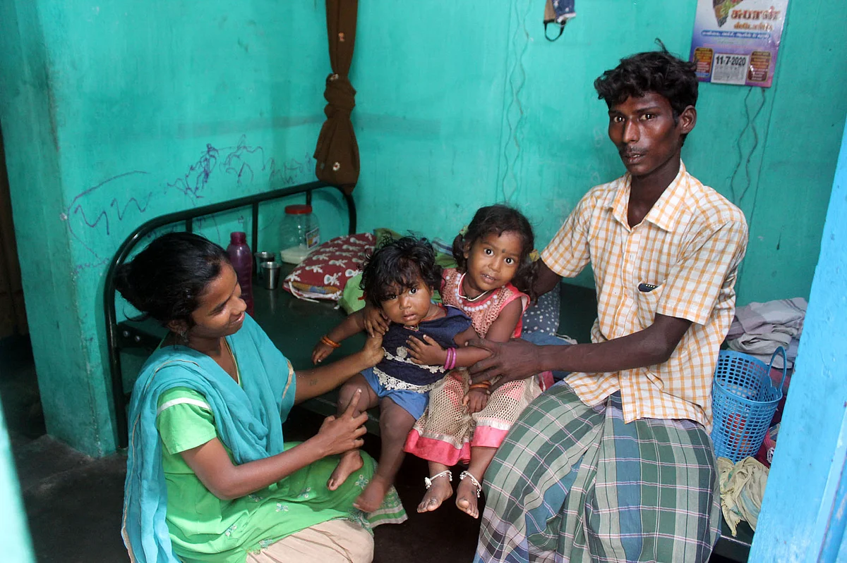 குடும்பத்தோடு அருள்ராஜ்