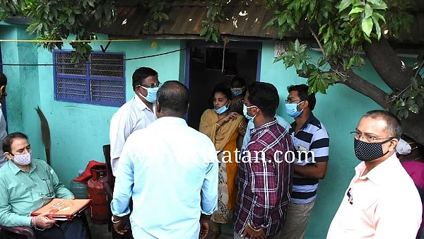 குடும்பத்தினரிடம் விசாரணை நடத்தும் சிபிஐ