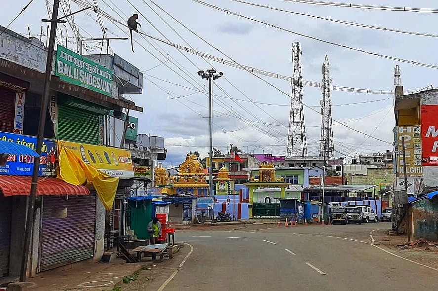 நீலகிரி - மஞ்சூர்