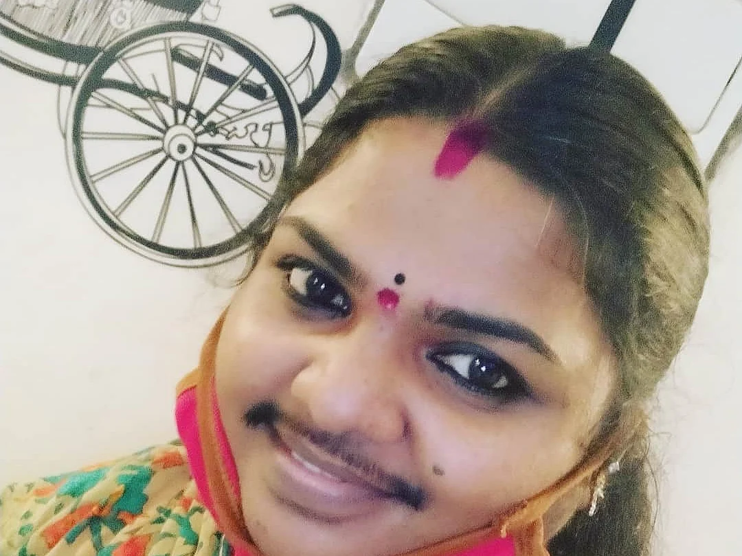 `என் மீசையைக் கிண்டல் பண்றவங்களுக்கு ஒண்ணு சொல்லிக்கிறேன்!’ - கலக்கும் கேரள `மீசைக்காரி’