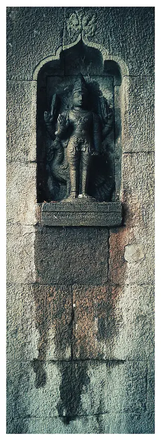 மன்மதனை எரித்த குறுக்கை வீரட்டானர்!