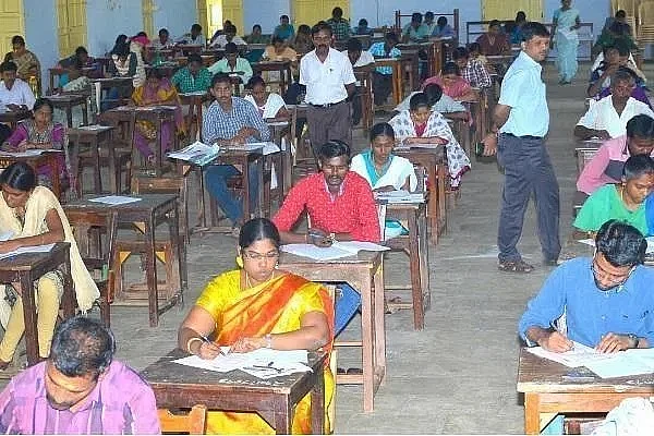 ஆசிரியர் தேர்வு