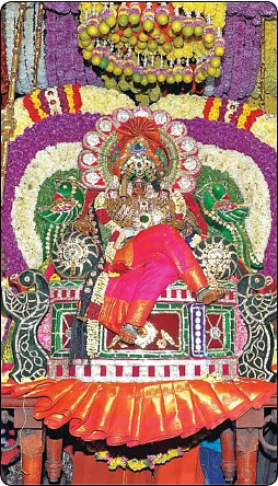 அம்பிகையைக் கொண்டாடுவோம்!