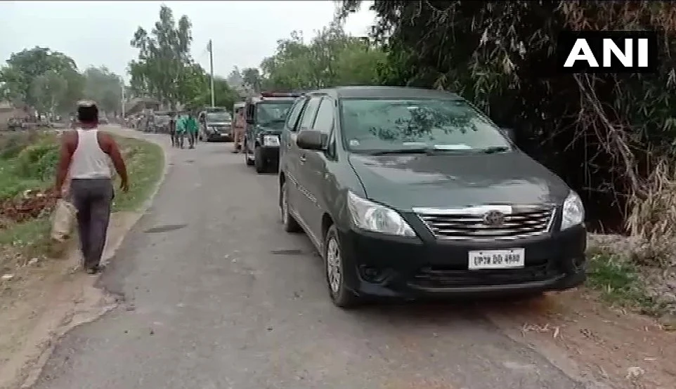 உ.பி போலீஸார் கொலை