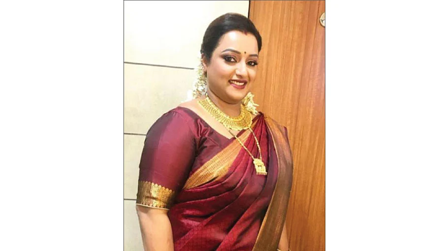 தங்கம் கடத்தல் வழக்கில் சிக்கிய ஸ்வப்னா சுரேஷ்