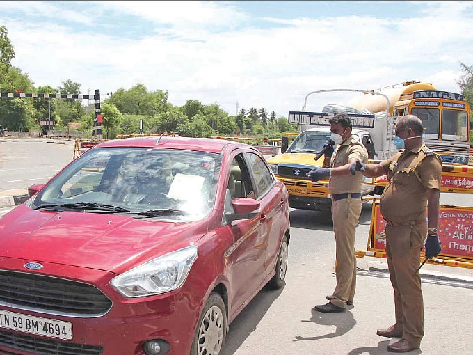 சிகிச்சைக்கும் இ-பாஸ் மறுப்பு... இதயமே இல்லையா?
