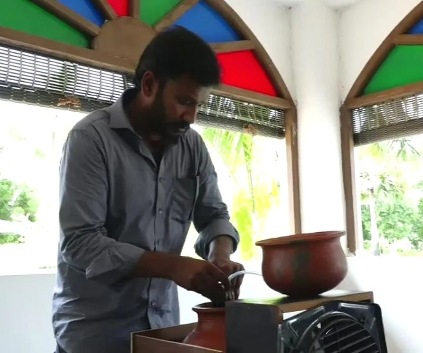 ஏர்கூலருடன்