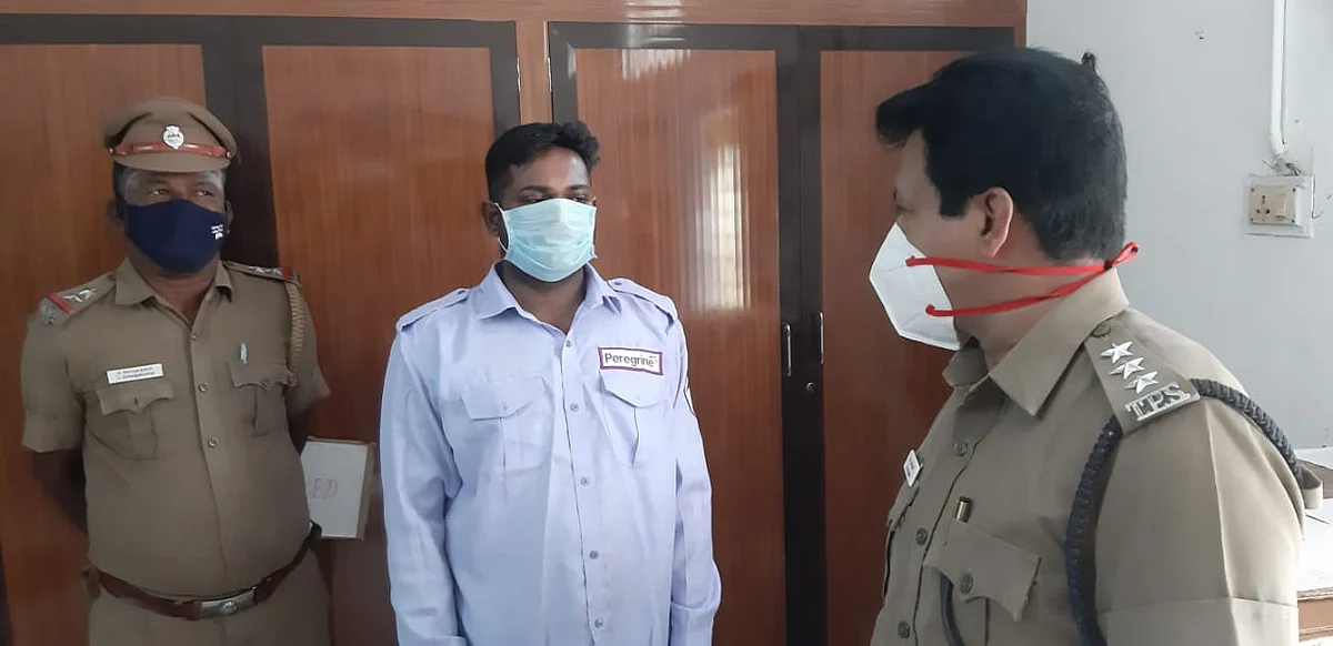 சார்லஸிடம் போலீஸார் விசாரணை