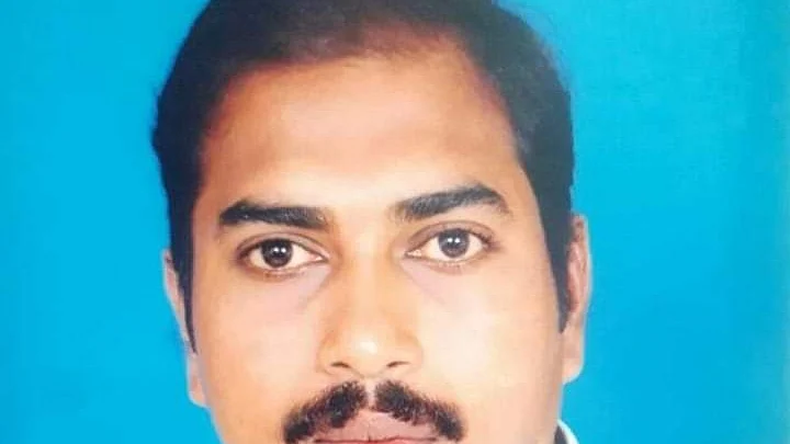 கொலை செய்யப்பட்ட பரமகுரு