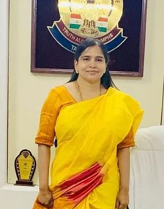 துணை கமிஷனர் ஜெயலட்சுமி