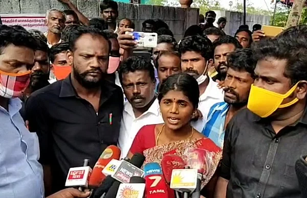 அரசு நிவாரணத்தை ஏற்க மறுத்த குடும்பத்தினர்.