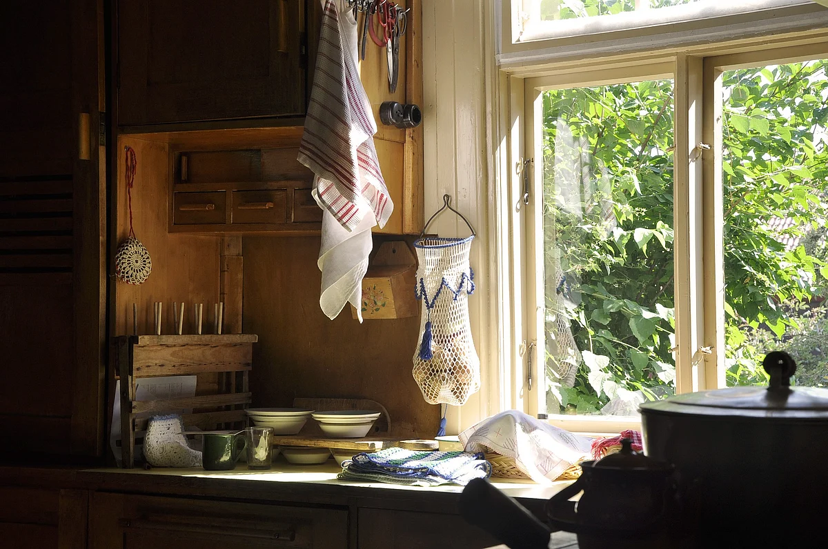 Representational Image