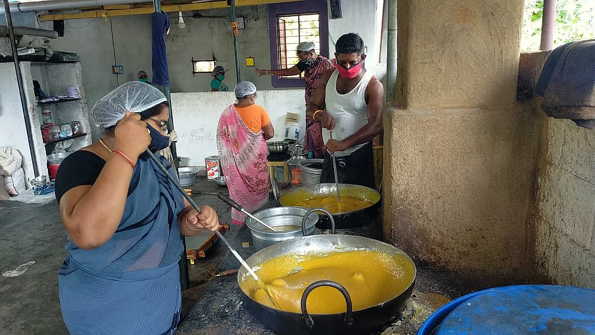 ஸ்நாக்ஸ் தயாரிப்பு