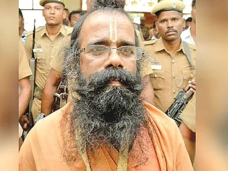 வேலூர்: `சிறைக்குள் தாக்கப்பட்டாரா முருகன்?!' - அதிர்ச்சி கொடுத்த அவசர அழைப்பு
