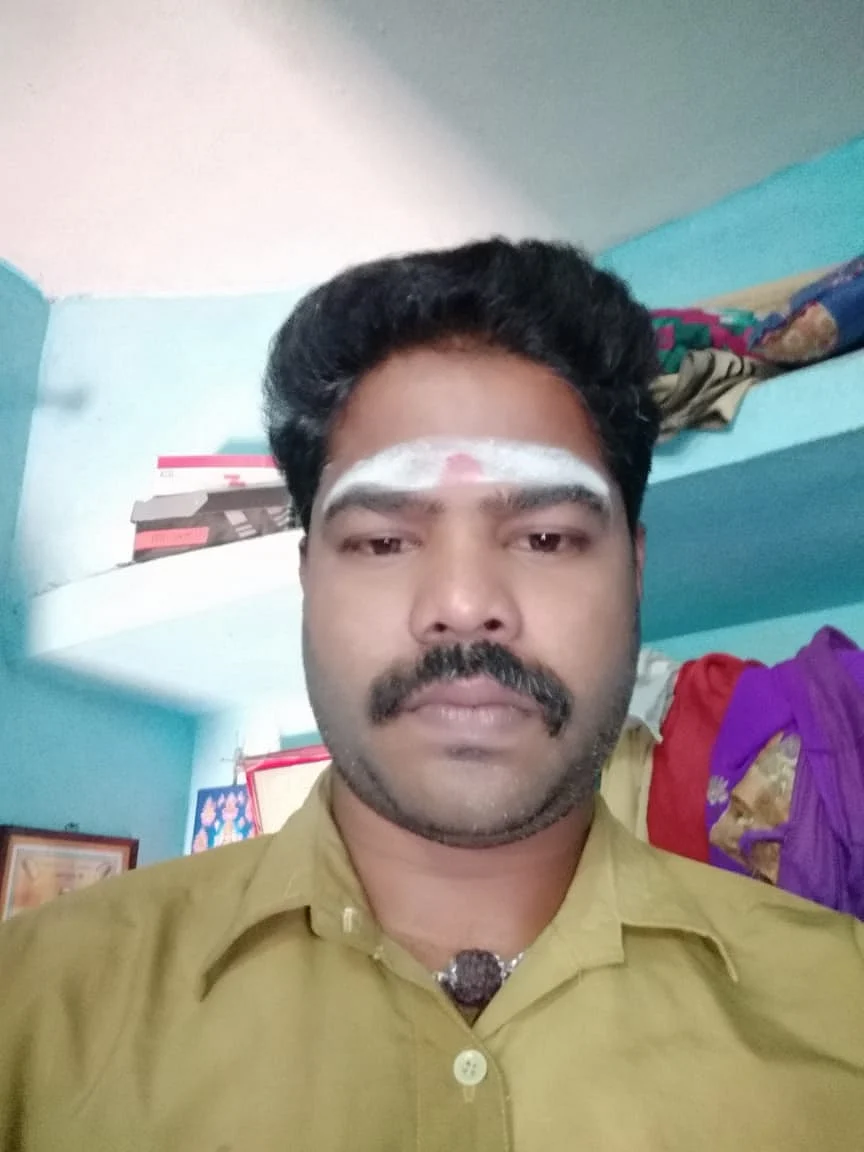 ஆட்டோ டிரைவர் குமரகுரு