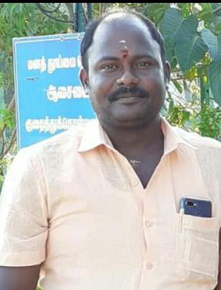 ஊராட்சி செயலர் முருகேசன்