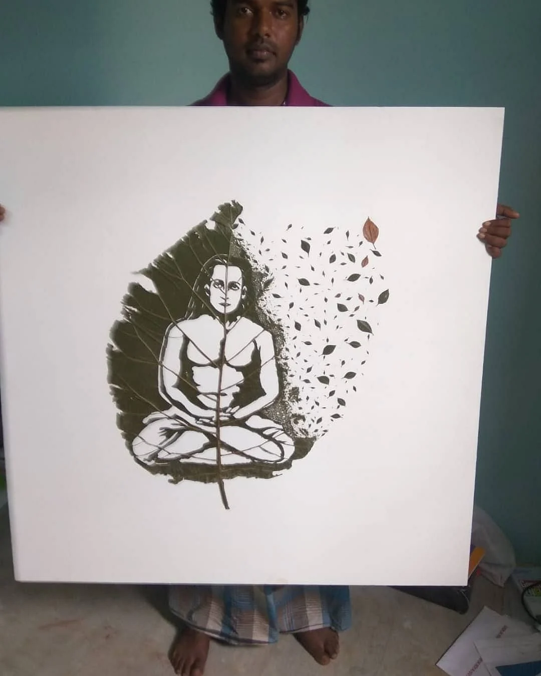 இலை ஓவியத்துடன் தீபன்