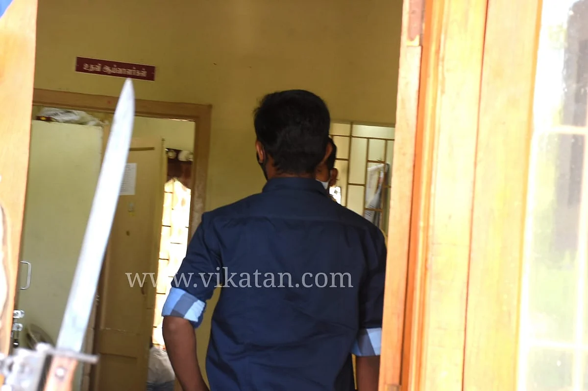 விசாரணைக்கு ஆஜரான தன்னார்வலர்