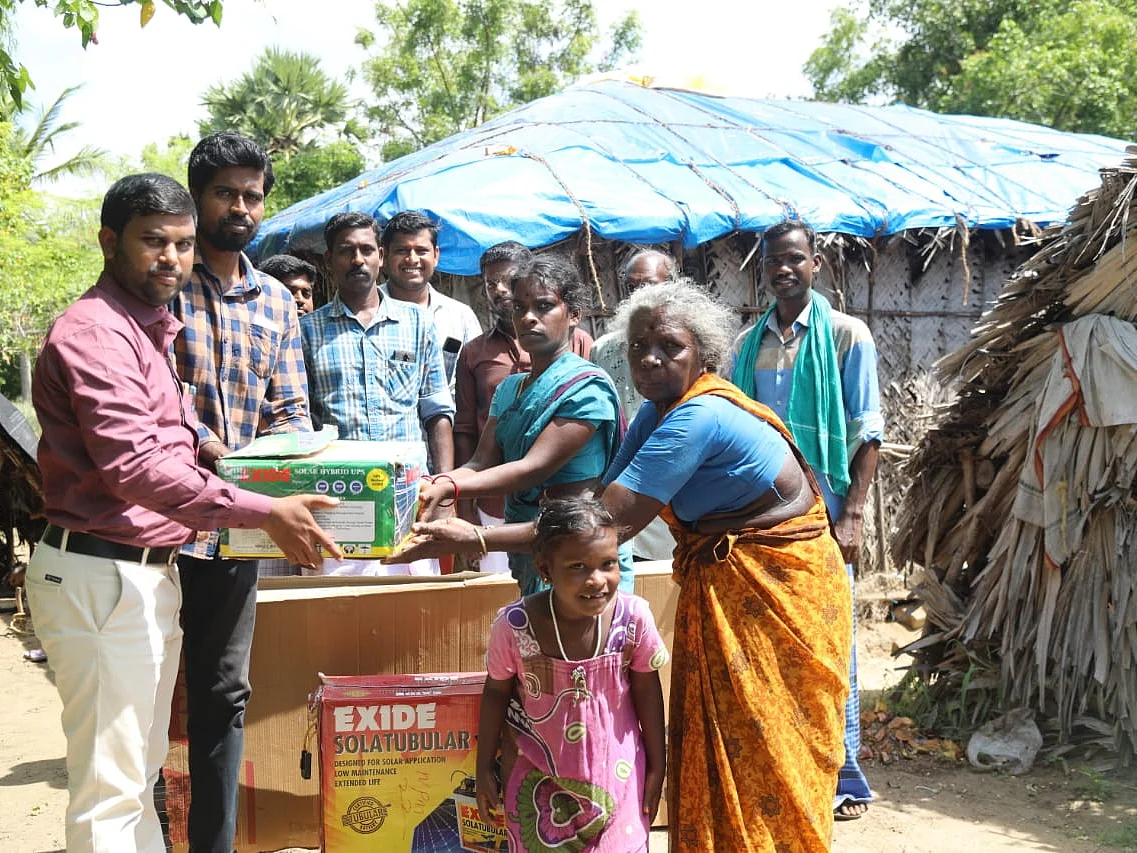 நாகை: `இலவச சூரியஒளி மின்சாரம்!' - பிறந்தநாளில் அசத்திய ஊராட்சி மன்றத் தலைவர்