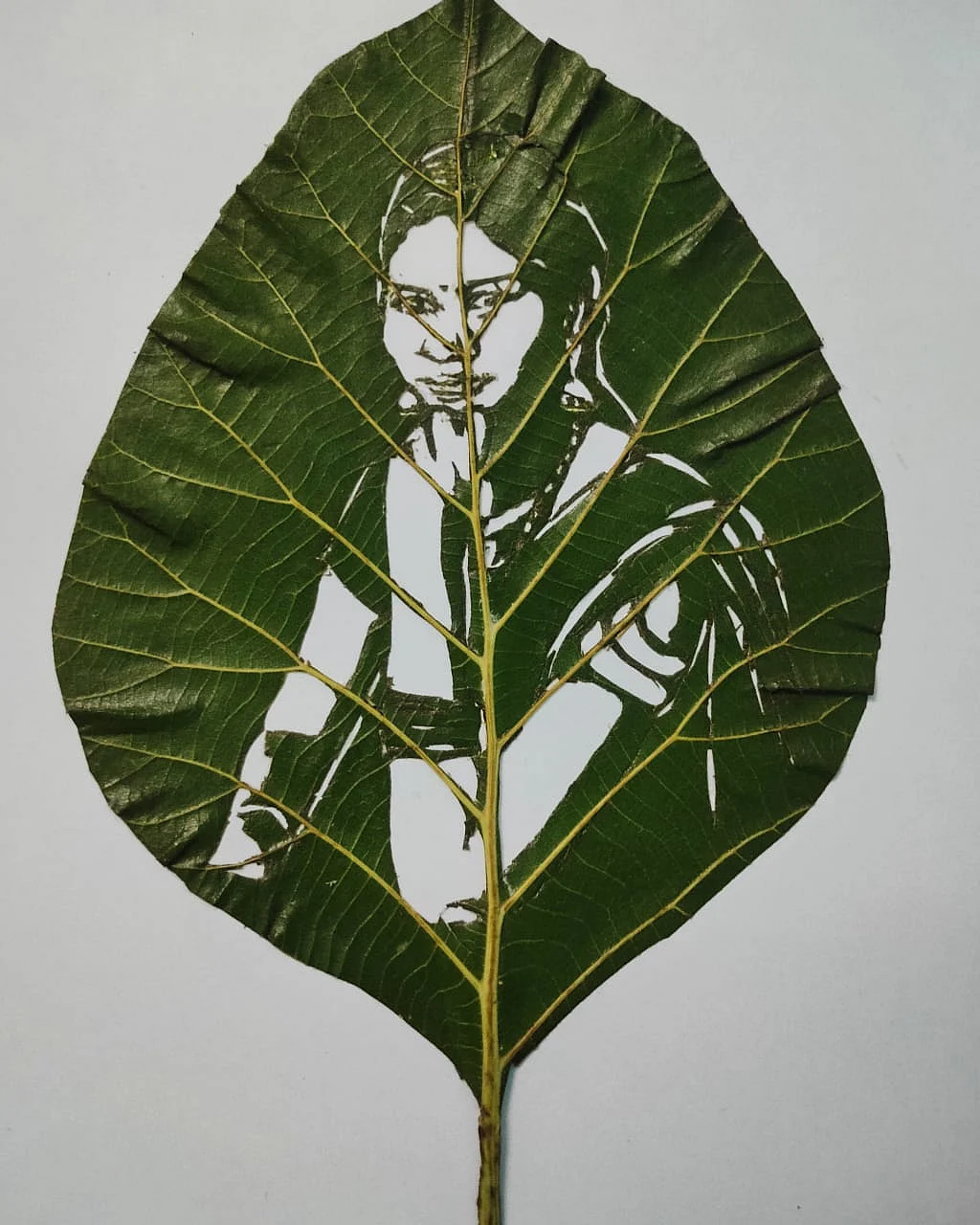 இலை ஓவியம்