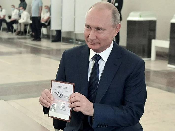ро░ро╖рпНропро╛:`роЕро░роЪро┐ропро▓роорпИрокрпНрокро┐ро▓рпН рооро╛ро▒рпНро▒роорпН; 2036 ро╡ро░рпИ роЕродро┐рокро░рпН?!тАЩ - рокрпБродро┐ройро┐ройрпН роЕро░роЪро┐ропро▓рпН роХрогроХрпНроХрпБ