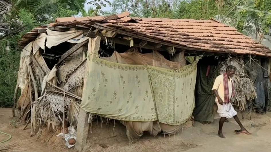 மாற்றுத்திறனாளி குடும்பம்