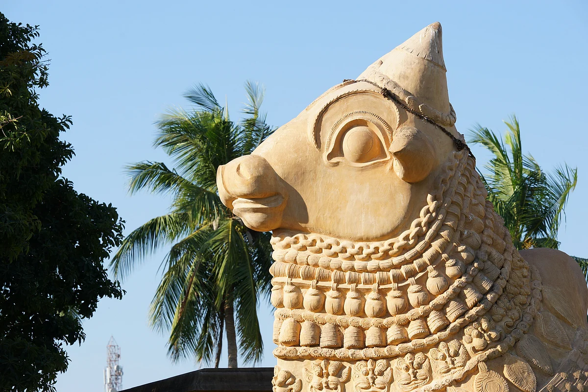 Brihadeeswarar temple