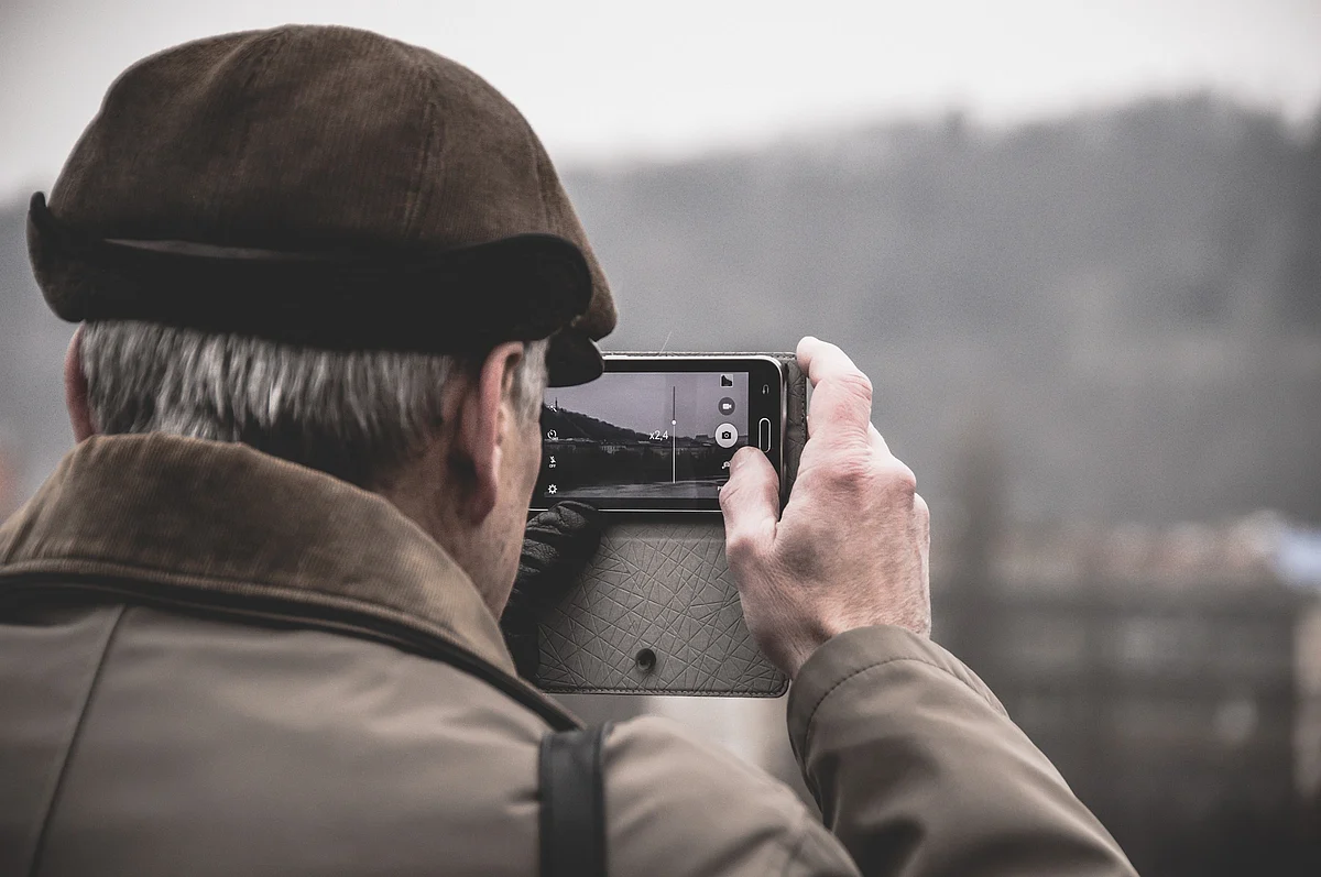 Representational Image