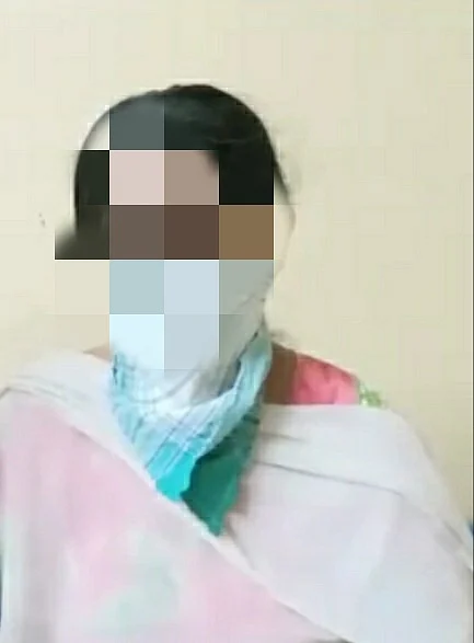 கொரோனா பாதிக்கப்பட்ட பெண்