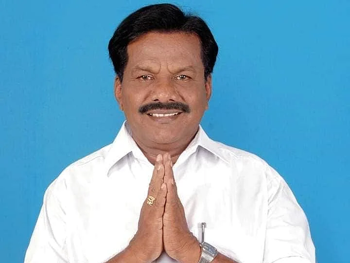 தஞ்சாவூர்: `எம்.எல்.ஏ மகனுக்கு பதவி!’ - அதிருப்தியில் பேராவூரணி அ.தி.மு.க நிர்வாகிகள்