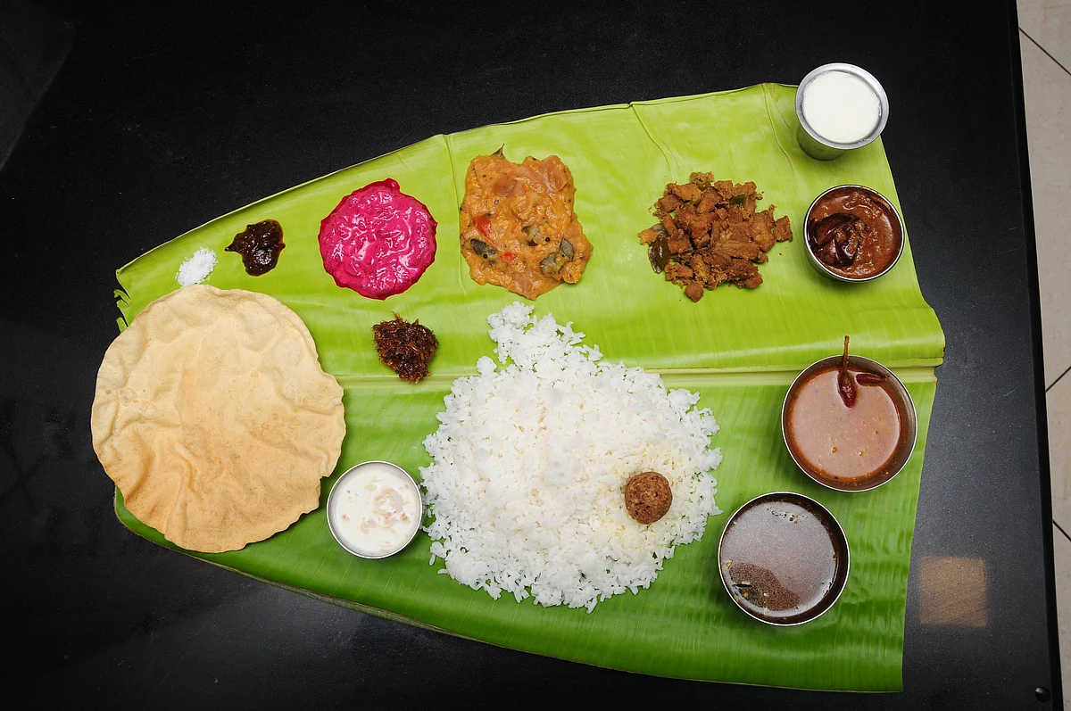 வாழை இலை விருந்து