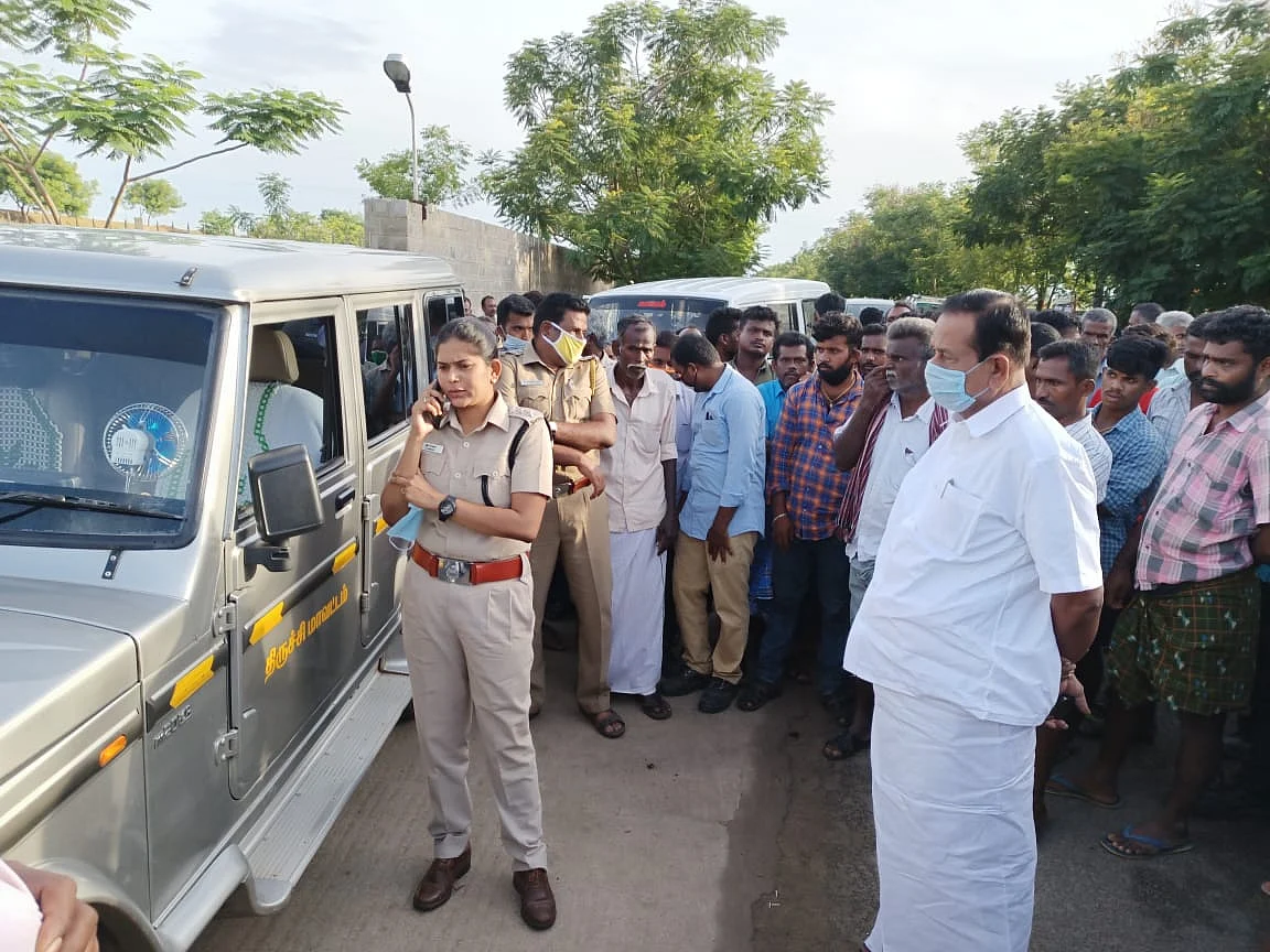 போலீஸார் ஆய்வு
