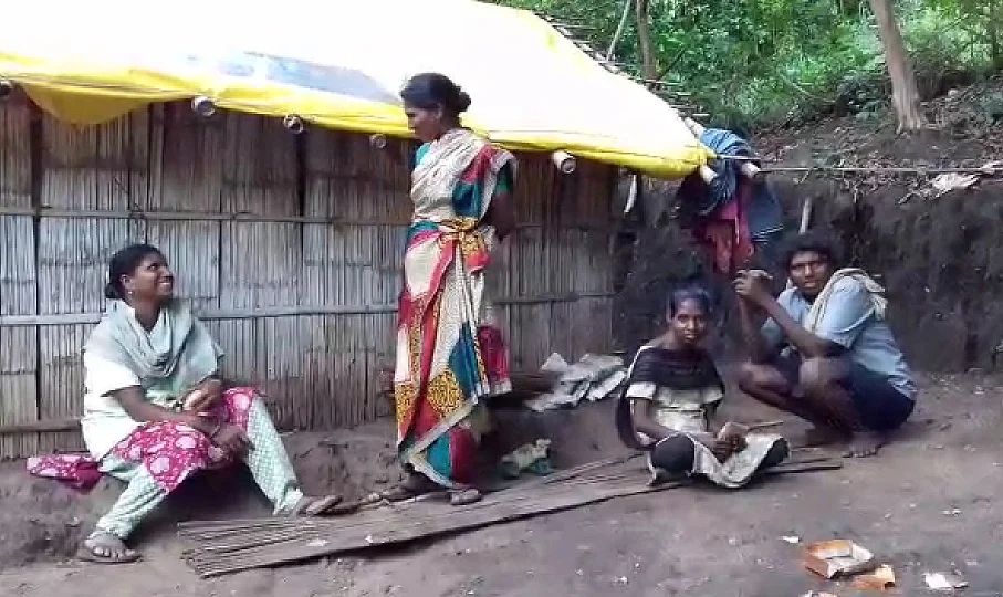 நாகுரூத்துபதி பழங்குடி கிராமம்