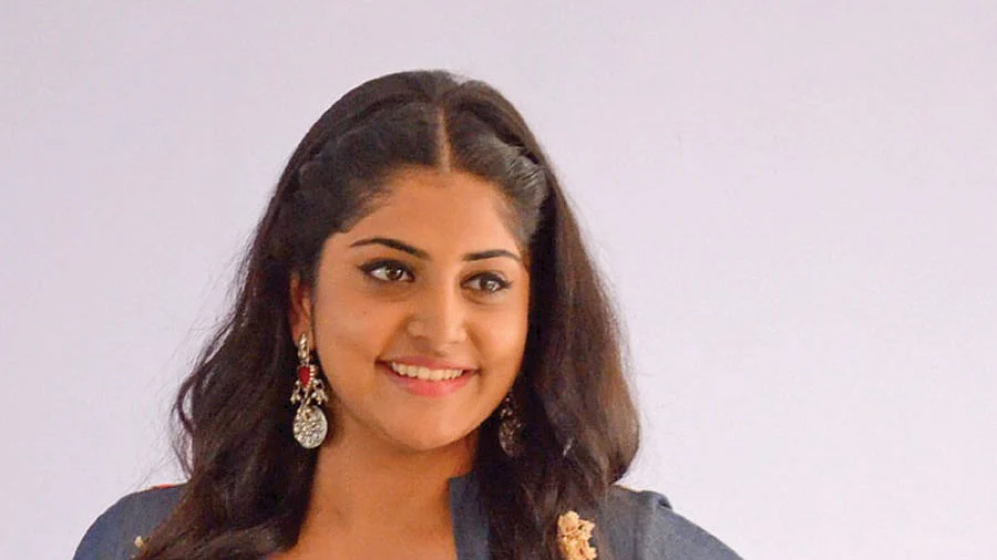 மஞ்சிமா மோகன்