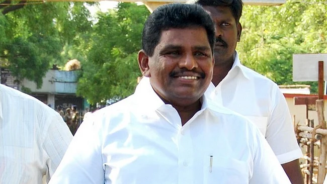அனிதா ராதாகிருஷ்ணன்