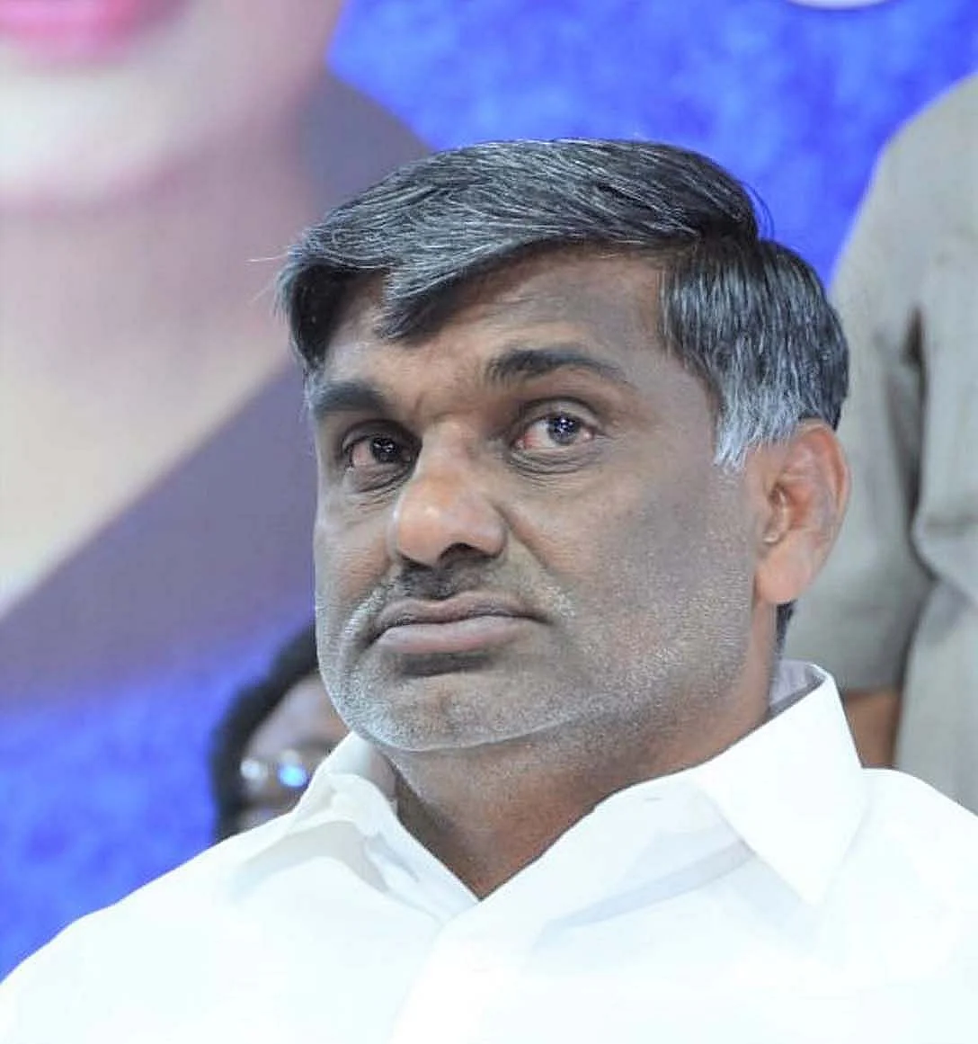 அமைச்சர் வீரமணி