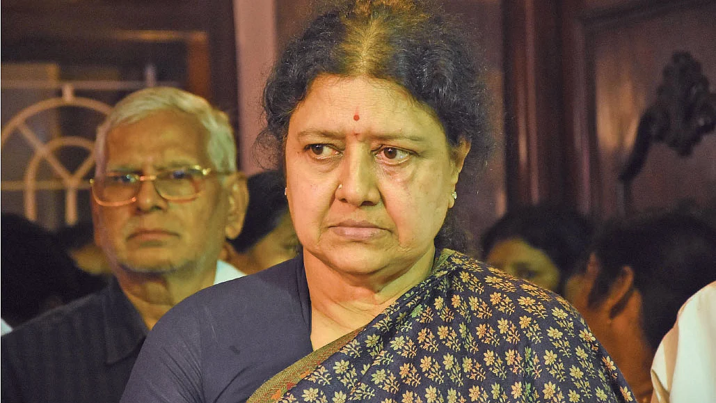 சசிகலா