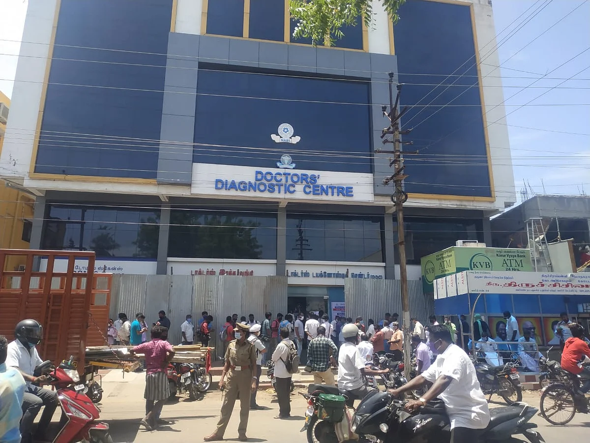 கொரோனா: `தவறான ரிசல்ட்; கோடிக்கணக்கில் வசூல்’ - திருச்சி ஆய்வகத்துக்கு சீல்