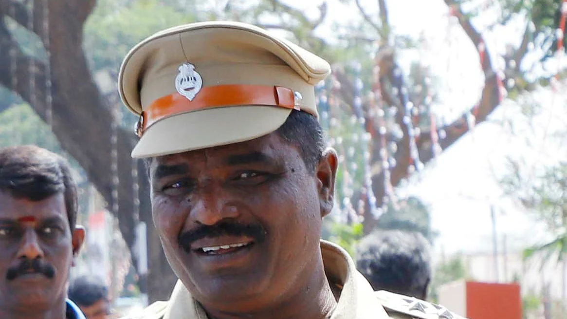 இன்ஸ்பெக்டர் செங்குட்டுவன்