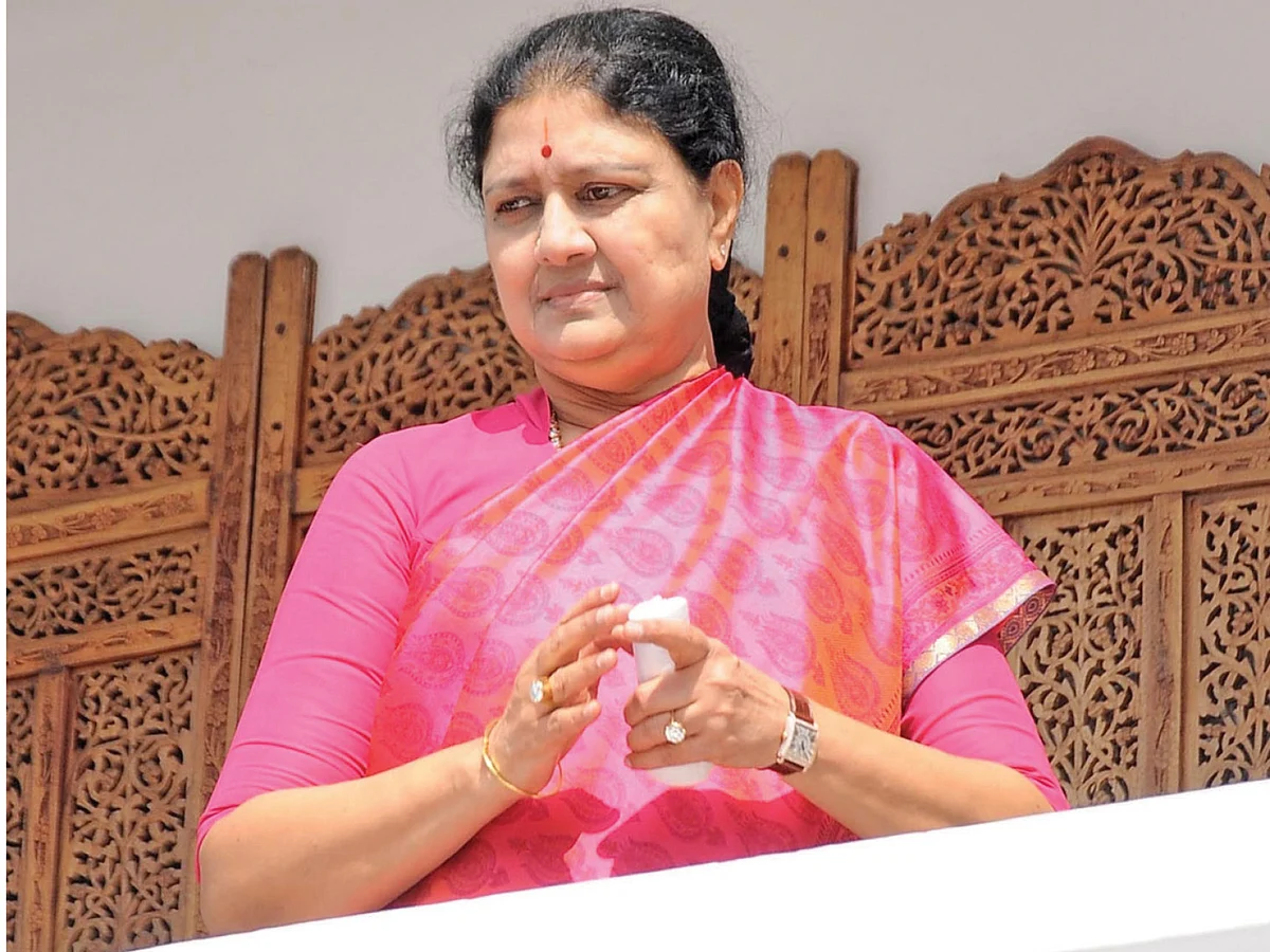 தஞ்சை: பெரிய இடத்து சம்பந்தம்; சிக்னல் கொடுத்த சசிகலா! - உற்சாகத்தில் தினகரன் குடும்பம்