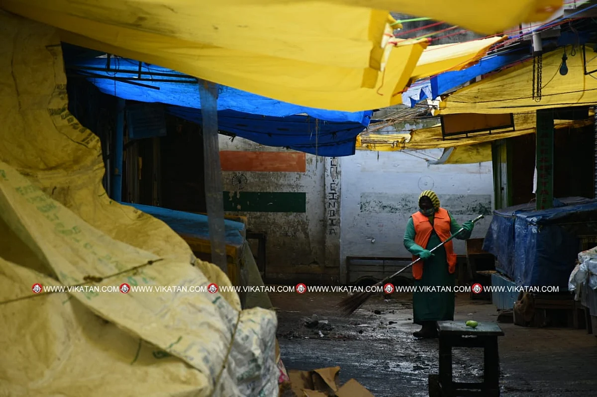 தூய்மைப் பணியாளர்