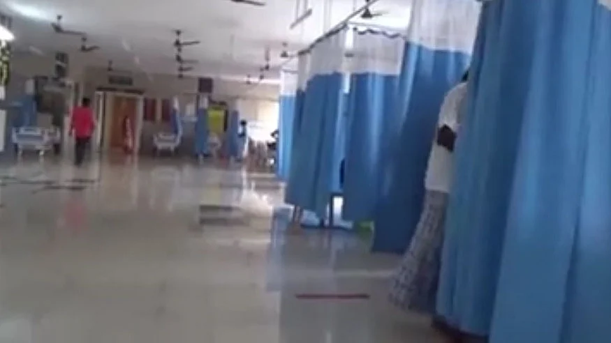 கொரோனா சிறப்பு வார்டு