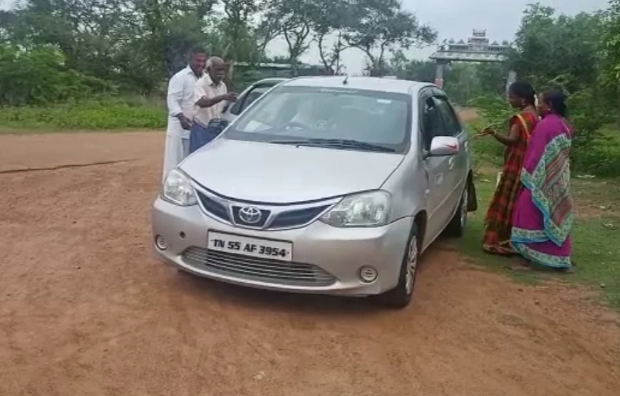 ஃபேஸ்புக் பதிவால்சேர்ந்த குடும்பம்